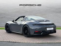 PORSCHE 911 Photo 2
