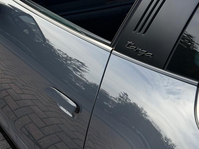 PORSCHE 911 Photo 25