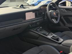 PORSCHE 911 Photo 3
