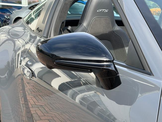 PORSCHE 911 Photo 33