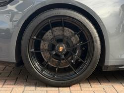 PORSCHE 911 Photo 4