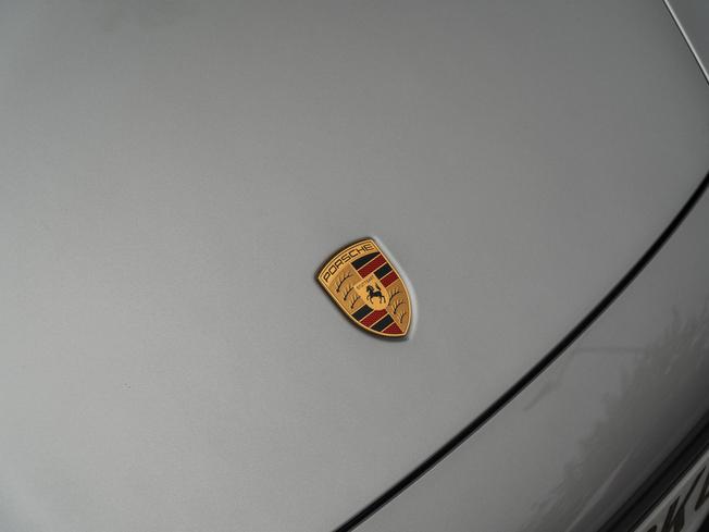 PORSCHE 911 Photo 36