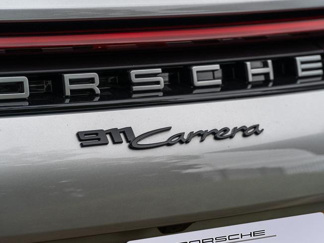PORSCHE 911 Photo 39