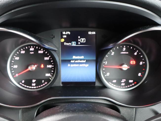 MERCEDES-BENZ Glc Photo 35