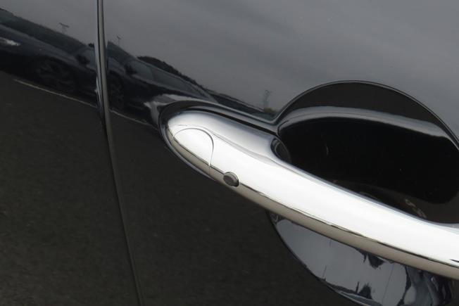 MINI Hatch Photo 10