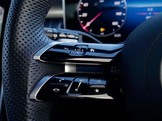 MERCEDES-BENZ Glc Photo 12