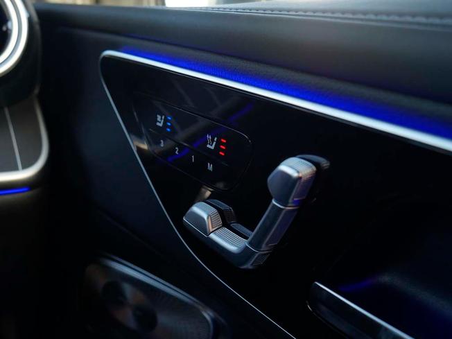 MERCEDES-BENZ Glc Photo 17