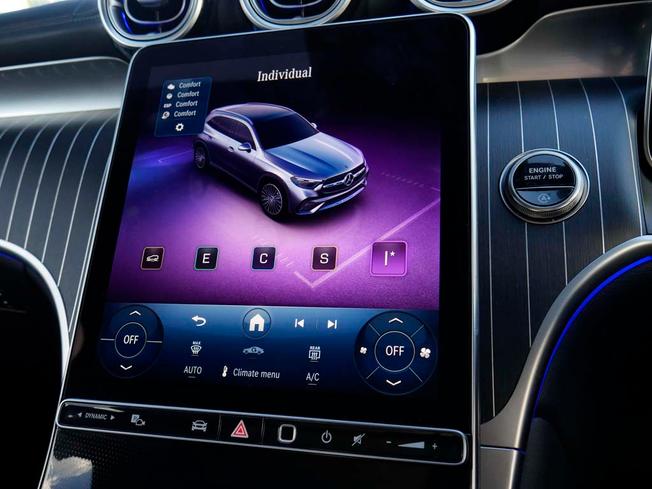 MERCEDES-BENZ Glc Photo 33