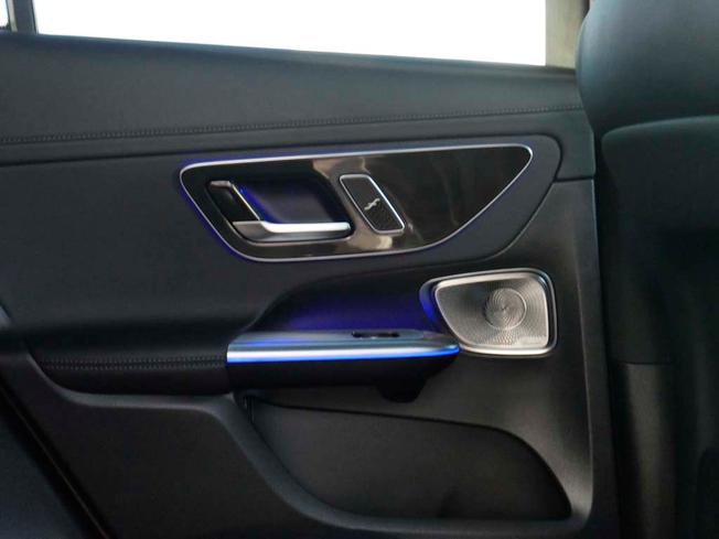 MERCEDES-BENZ Glc Photo 42
