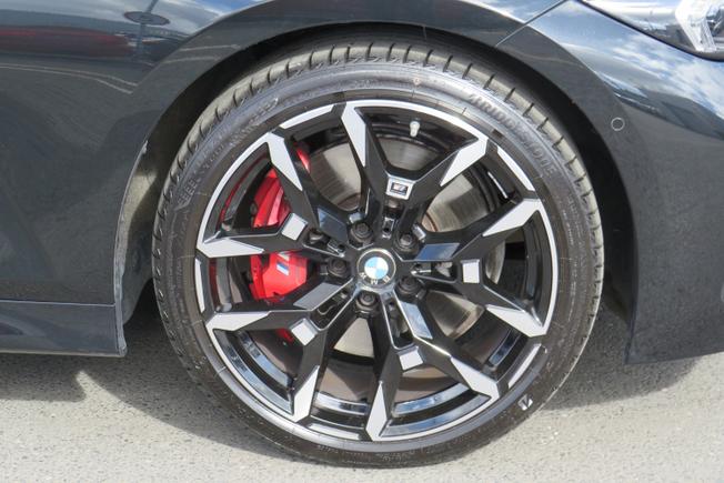 BMW 3 Series Photo 11