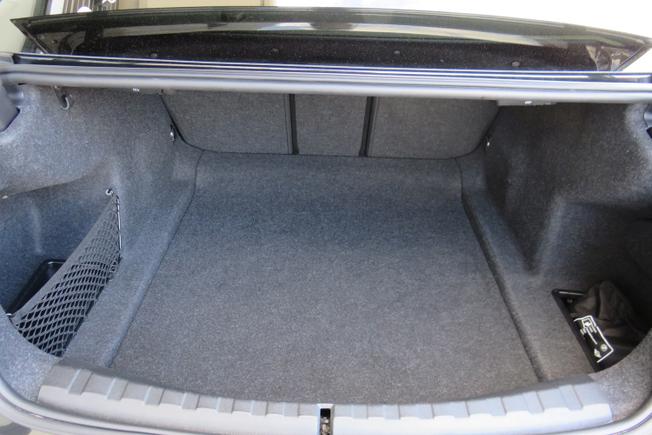 BMW 3 Series Photo 33