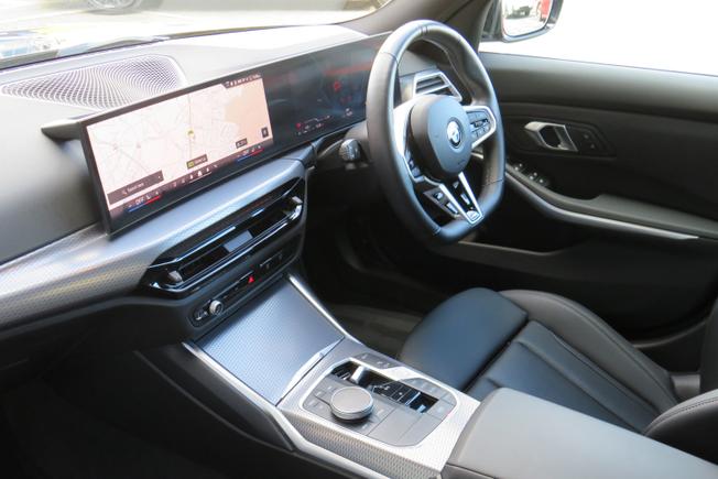 BMW 3 Series Photo 37