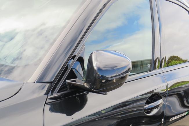 BMW 3 Series Photo 6