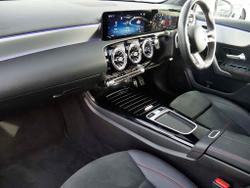 MERCEDES-BENZ A Class Photo 3