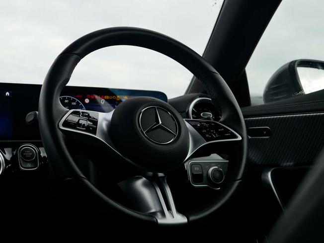 MERCEDES-BENZ Cla Class Photo 38
