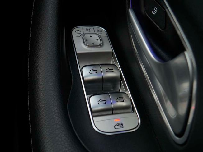 MERCEDES-BENZ Gle Photo 16