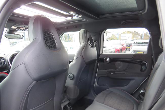 MINI Countryman Photo 16