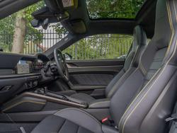 PORSCHE 911 Photo 3