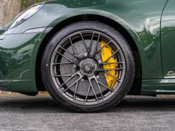 PORSCHE 911 Photo 4