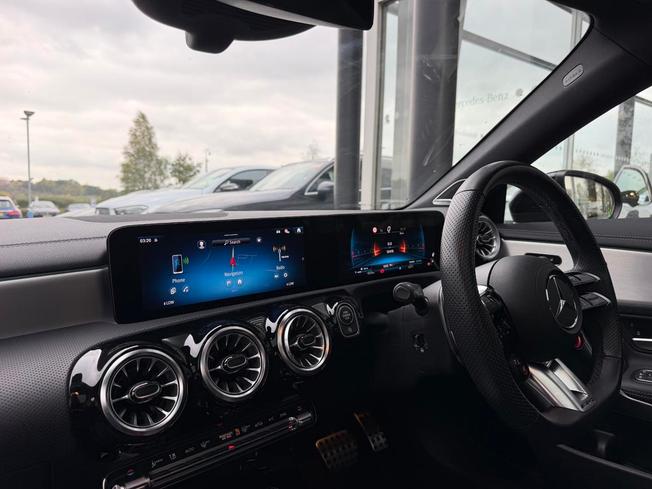 Mercedes-Benz Cla Class Photo 3