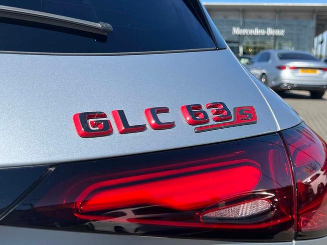 MERCEDES-BENZ Glc Photo 23