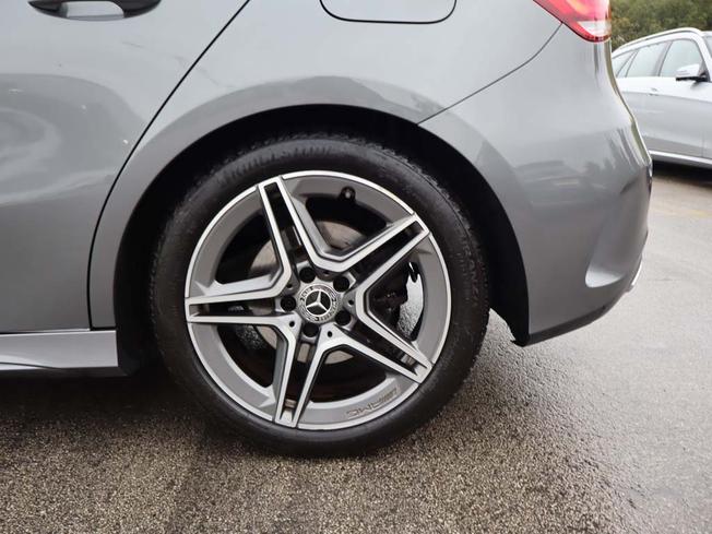 MERCEDES-BENZ A Class Photo 14