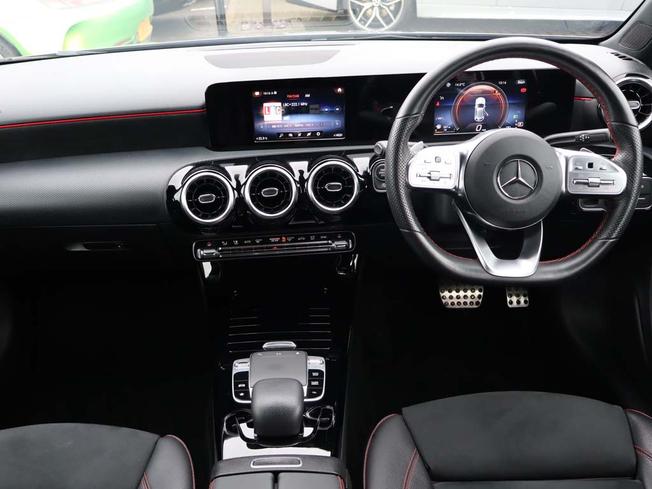MERCEDES-BENZ A Class Photo 5