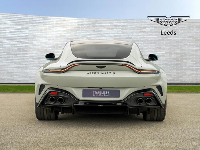 ASTON MARTIN Vantage Photo 22