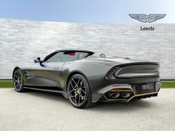 ASTON MARTIN Vanquish Photo 2