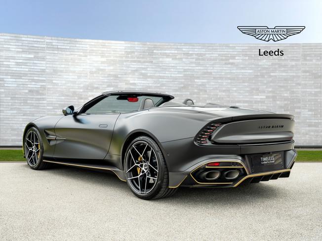 ASTON MARTIN Vanquish Photo 2