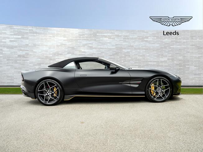 ASTON MARTIN Vanquish Photo 32