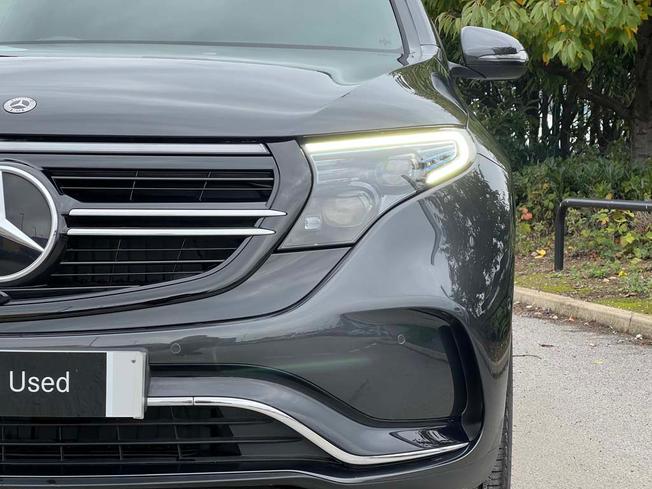 MERCEDES-BENZ EQC Photo 18