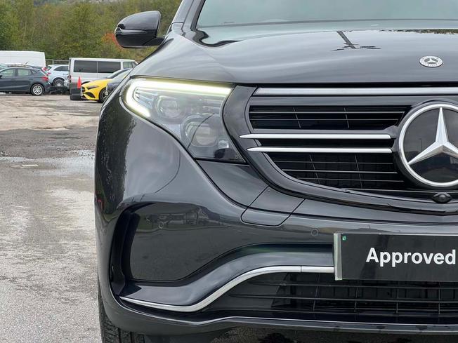 MERCEDES-BENZ EQC Photo 19