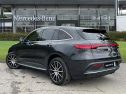 MERCEDES-BENZ EQC Photo 2