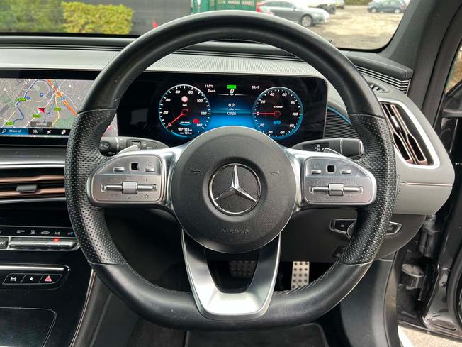 MERCEDES-BENZ EQC Photo 25
