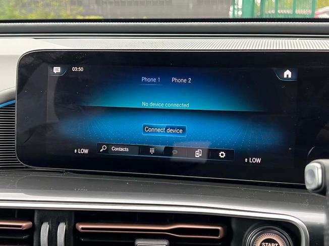 MERCEDES-BENZ EQC Photo 30