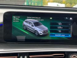 MERCEDES-BENZ EQC Photo 5