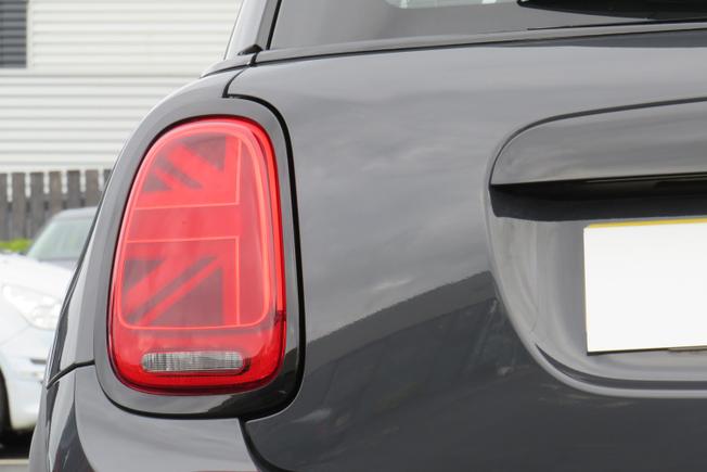 MINI Hatch Photo 35