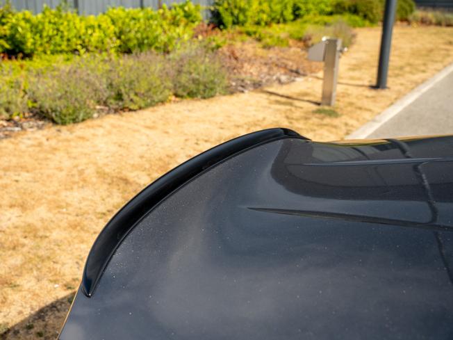 ASTON MARTIN Vantage S Roadster Photo 45