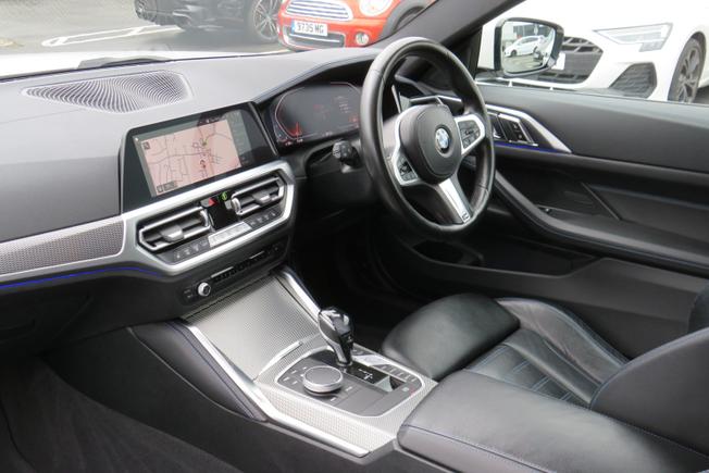 BMW 4 Series Photo 13