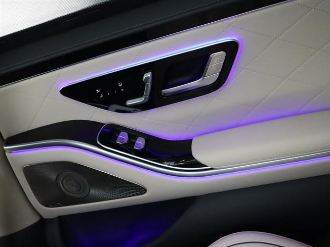 MERCEDES-BENZ S Class Photo 27