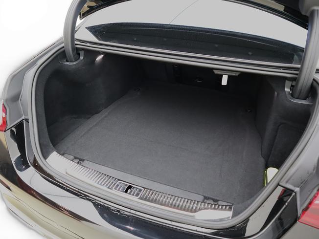 MERCEDES-BENZ S Class Photo 9