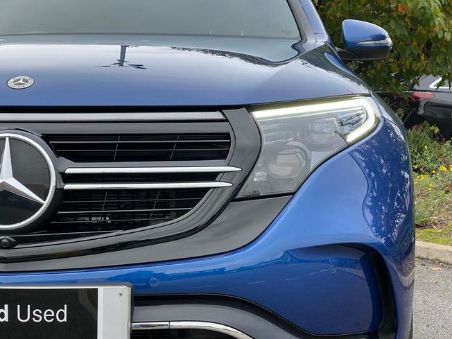 MERCEDES-BENZ EQC Photo 19