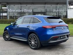 MERCEDES-BENZ EQC Photo 2