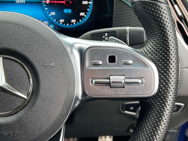 MERCEDES-BENZ EQC Photo 27