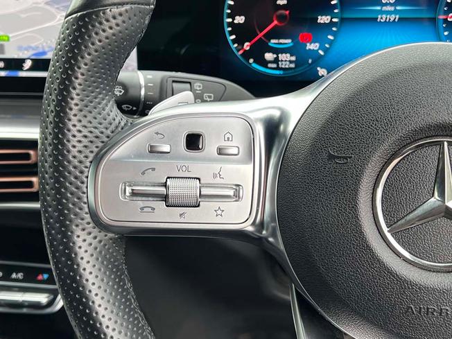 MERCEDES-BENZ EQC Photo 28