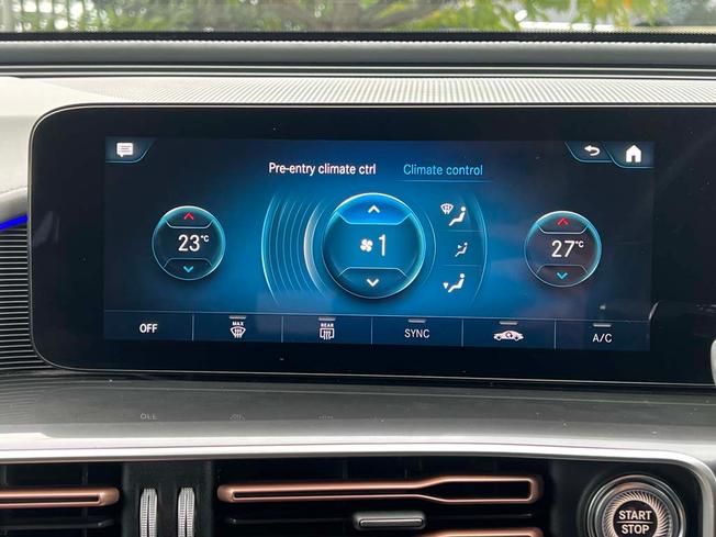 MERCEDES-BENZ EQC Photo 35