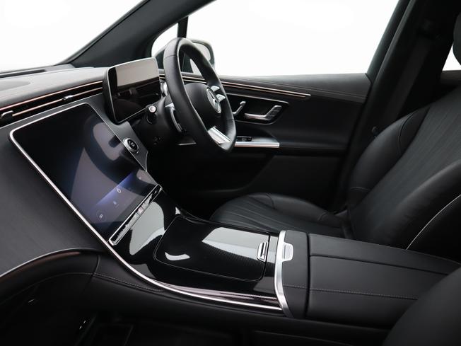 MERCEDES-BENZ Eqe Photo 21