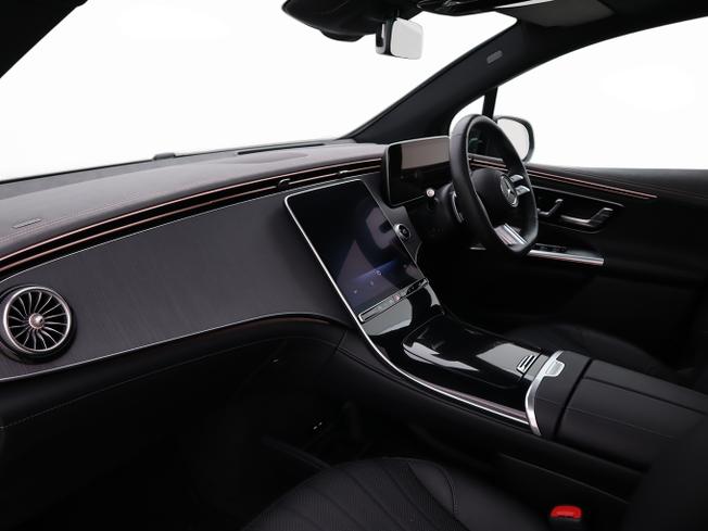 MERCEDES-BENZ Eqe Photo 3