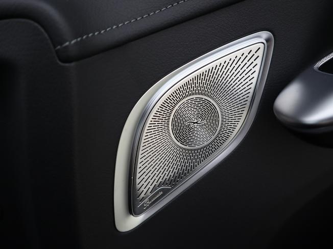MERCEDES-BENZ Eqe Photo 44